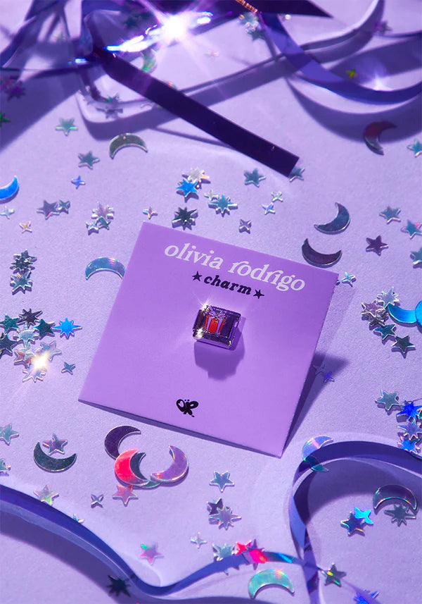 Olivia Rodrigo - gift box charm